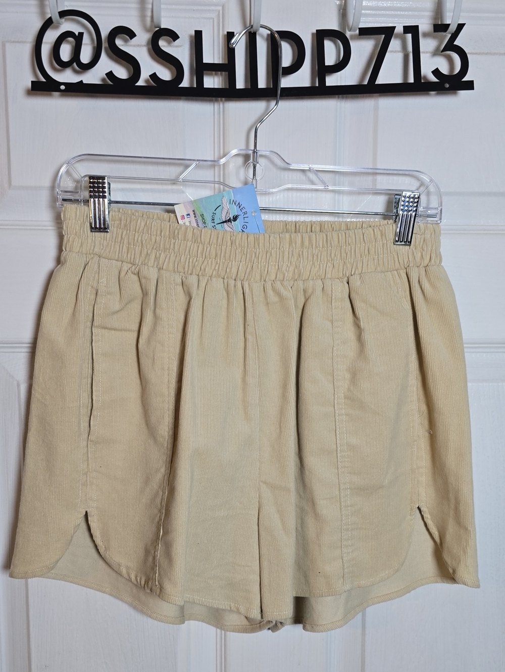 Wishlist M Medium Tan Corduroy Elastic-Waist Shorts